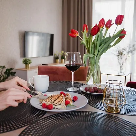 Apartamento W&K - White&Grey - Faktura Vat, Netflix, Parking W Garazu, Blisko Dworca I Centrum Koszalin