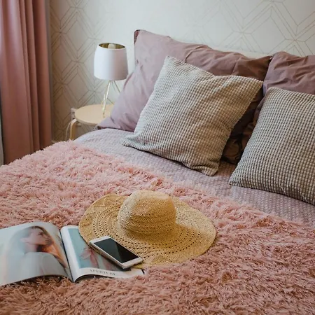 W&k - White&grey - Klimatyzacja, Faktura Vat, Netflix, Parking W Garazu, Blisko Dworca I Centrum Košalín