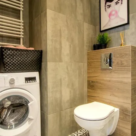 W&k - White&grey - Klimatyzacja, Faktura Vat, Netflix, Parking W Garazu, Blisko Dworca I Centrum