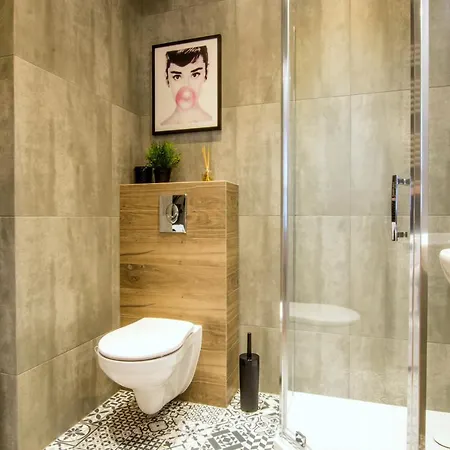 W&k - White&grey - Klimatyzacja, Faktura Vat, Netflix, Parking W Garazu, Blisko Dworca I Centrum Lejlighed *