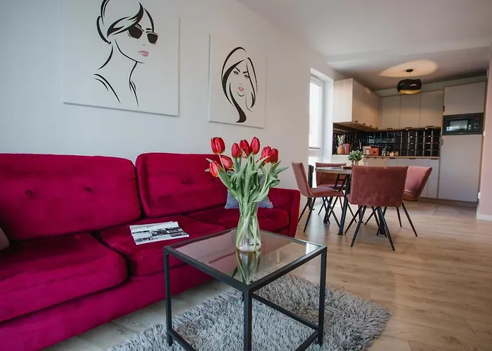 Apartamento W&k - White&grey - Klimatyzacja, Faktura Vat, Netflix, Parking W Garazu, Blisko Dworca I Centrum Koszalin